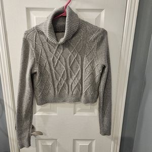 Abercrombie & Fitch  | Cable Knit Cropped Turtleneck Sweater Size Medium